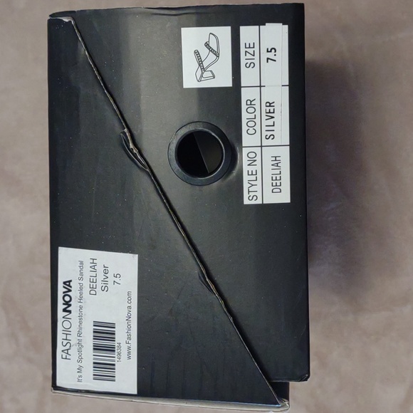 👣FASHION NOVA Deeliah Rhinestone Silver Heel Sandal - Picture 9 of 11